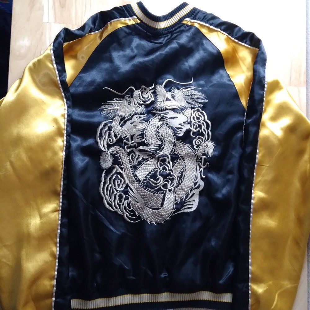 Vintage Japan Dragon Tiger Reversible Satin Souvenir Bomber Jacket
